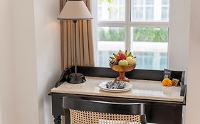 The Colony Hotel Bali